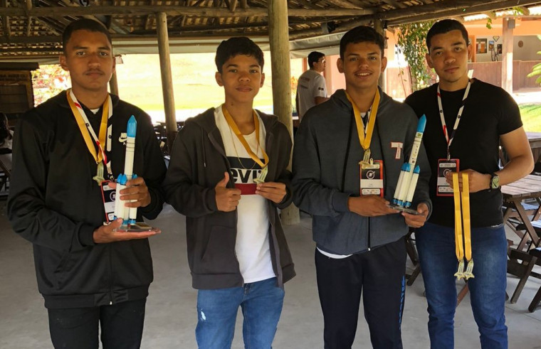 Equipe do norte do Tocantins é premiada com ouro em Jornada de Foguetes no Rio de Janeiro