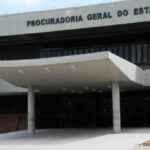 Conselho de Procuradores cria auxílio-saúde de R$ 3,4 mil e dribla teto para distribuir mais honorários