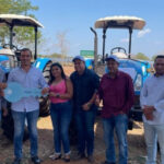 Vicentinho Júnior entrega mais R$ 2,3 milhões em máquinas e equipamentos para 8 municípios