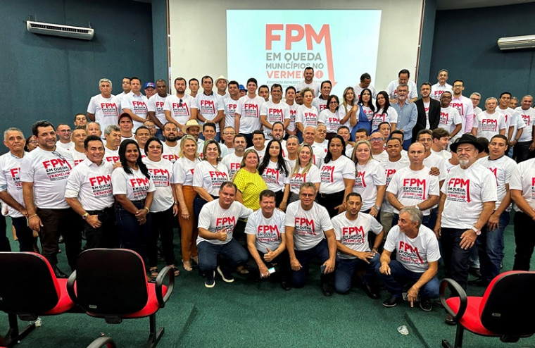 Protesto contra crise financeira reúne 115 prefeitos no Tocantins; 'pode haver colapso', alerta ATM