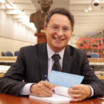 Ex-secretário da Educação, Danilo de Melo lança livro sobre vivências da educação integral no Estado