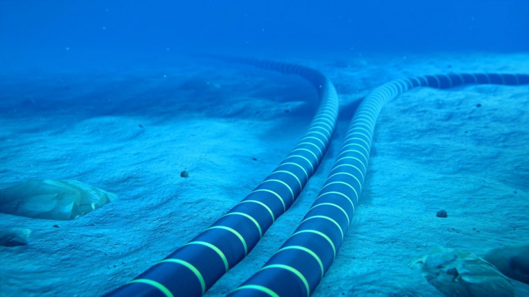 Projeto de usina em praia pode derrubar a internet no Brasil; empresa afirma que não há risco