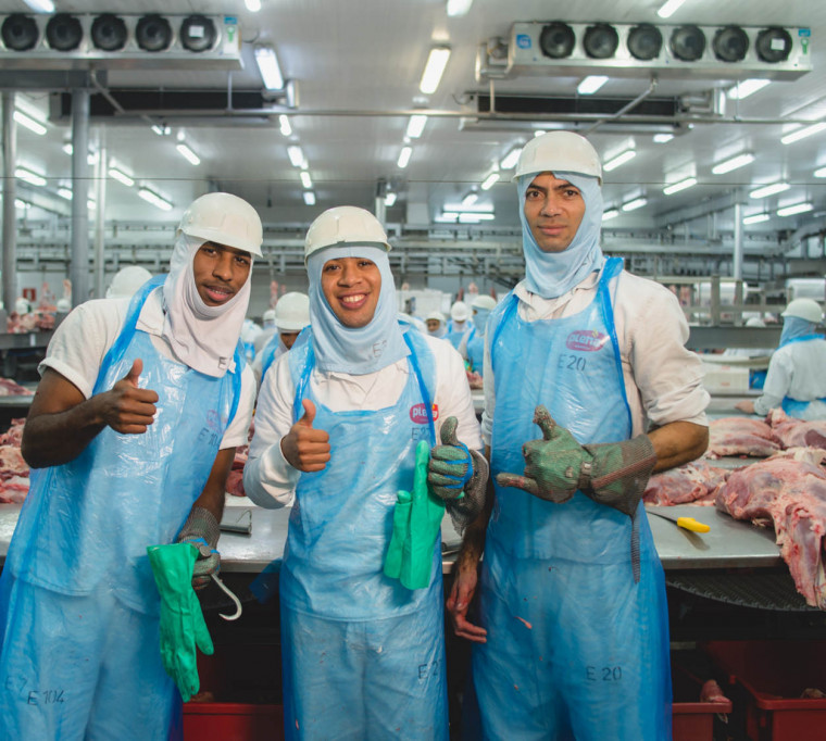 Indústria de proteína bovina abre cerca de 50 vagas de emprego no Tocantins; confira cargos