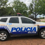 Mãe é presa em flagrante após espancar filho de apenas 4 anos; criança estava sangrando