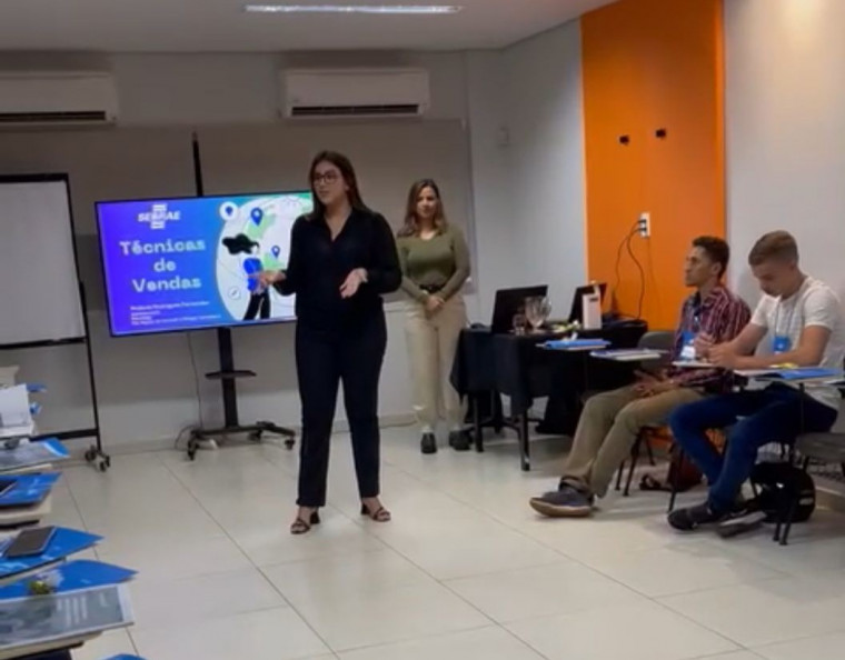 Sebrae promove curso sobre estratégias para impulsionar o mercado de vendas em Araguaína