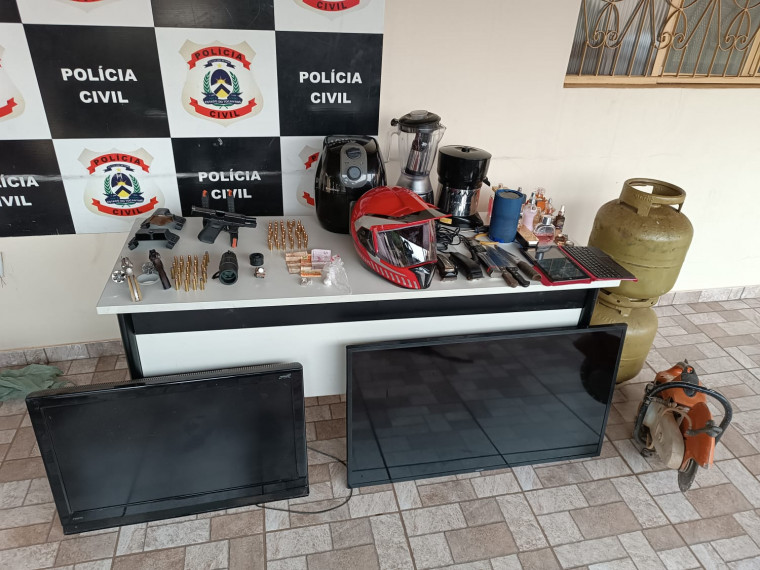 Operação prende 6 faccionados com armas, munições e diversos produtos roubados em Colinas