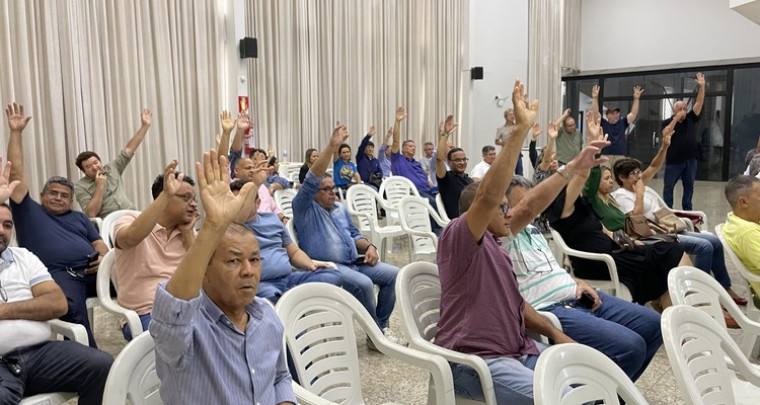 Auditores fiscais do Estado aprovam assembleia permanente e reforçam luta pelo Subteto Único