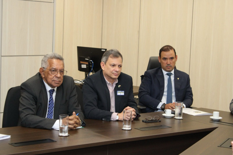 Vicentinho Jr articula encontro em Brasília visando impulsionar mercado da pesca no Tocantins