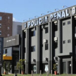 Policiais penais são homenageados após recusarem propina de R$ 200 mil oferecida por preso