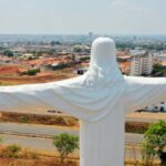 Igreja Católica assume gestão do Cristo Redentor de Araguaína; prefeito Wagner assina decreto