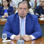 Projetos de Gipão sobre importunação sexual e fiança via Pix são aprovados e vão à sanção