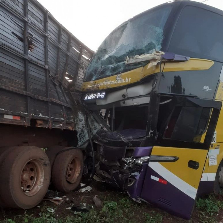 Em menos de 24h, outro ônibus de turismo se envolve em acidente nas rodovias do Tocantins