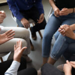 Psicólogo explica o impacto das feridas psicoemocionais nos relacionamentos interpessoais