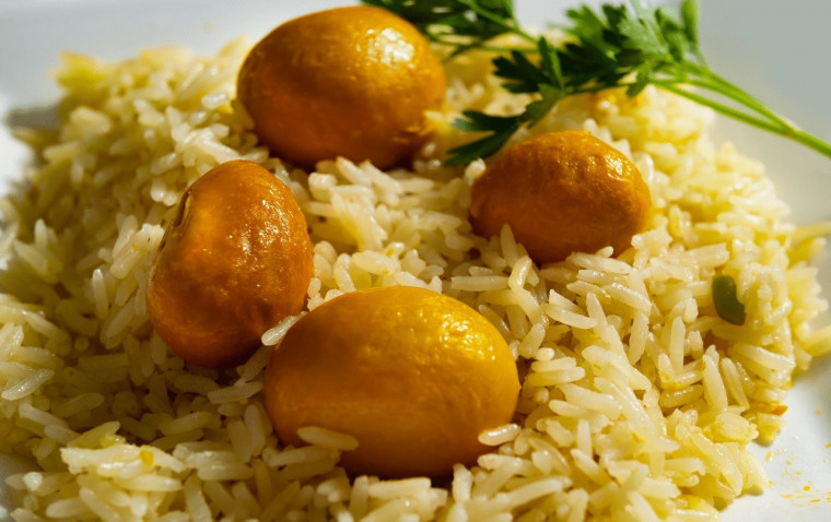 Cuscuz e arroz com pequi são as piores comidas brasileiras, segundo guia norte-americano