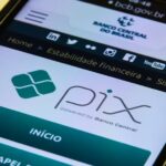 Para facilitar trabalho da polícia, governo sanciona lei de Gipão sobre pagamento de fiança via Pix