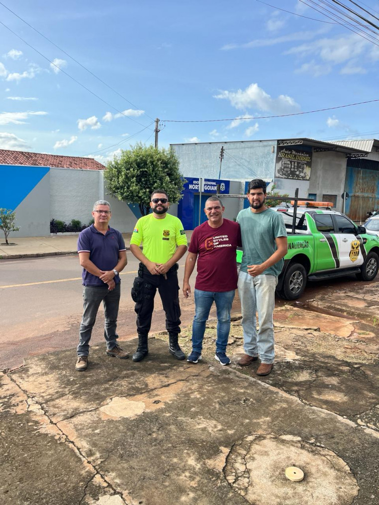 Gideon Soares busca mais segurança nas proximidades de escola após solicitação de moradores