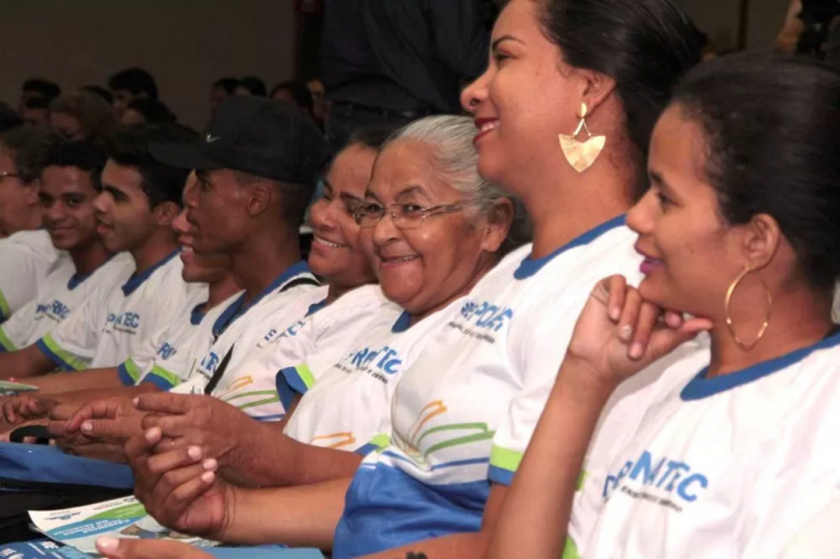 Governo abre processo seletivo para professores do programa Pronatec Mulheres Mil no Tocantins