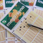 Mega-Sena acumula e prêmio sobe para R$ 120 milhões; próximo sorteio será nesta terça-feira