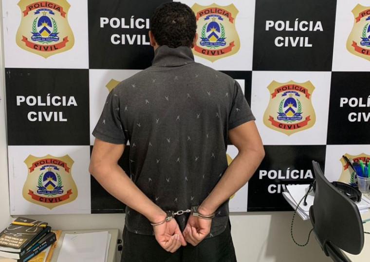 Polícia prende suspeito de usar pedras e madeira para matar jovem devido a guerra entre facções