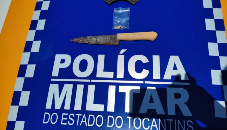 Após agredir namorada grávida de 6 meses, homem ameaça policiais com faca, mas acaba preso