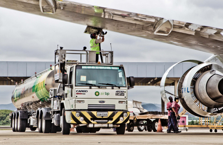 Projeto concede subsídio ao querosene de aviação para ampliar voos na Região Norte do país