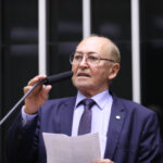 Projeto do deputado Lázaro Botelho endurece punição e reforça combate a invasões de terra