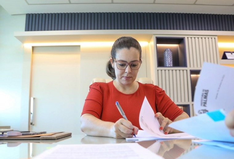 Prefeita Cinthia Ribeiro exonera todos os membros do 1º e 2º escalões de Palmas; confira nomes