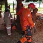 Trabalhador tem parte do corpo soterrado após desmoronamento durante escavação de fossa