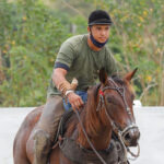 Vaqueiro e cavalo morrem após descarga elétrica em caminhão durante vaquejada no Tocantins