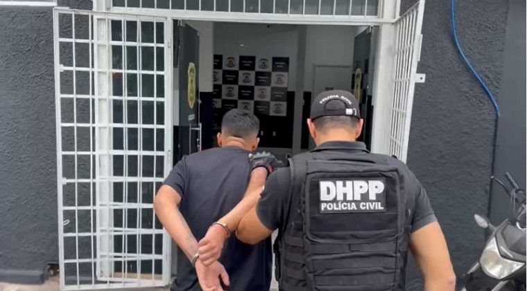 Dupla é presa por invadir casa e executar rival a tiros em Araguaína; polícia procura 3º comparsa