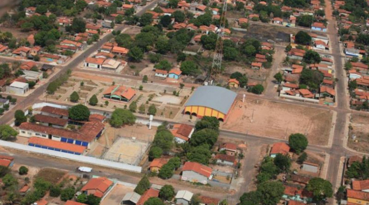 Aviso de licitação: aquisição de veículo para transporte de pacientes de Santa Fé do Araguaia