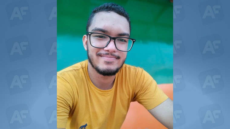 Jovem de 23 anos morre após colisão violenta entre duas motocicletas em Araguaína