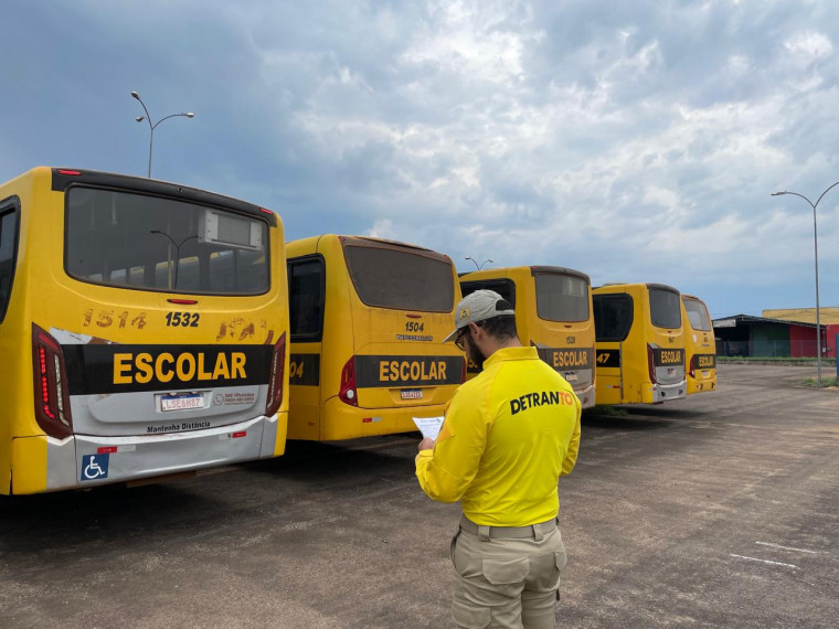 Detran inicia vistoria no transporte escolar dos 139 municípios e alerta sobre penalidades