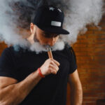 Movimento chama a atenção para os malefícios do cigarro eletrônico