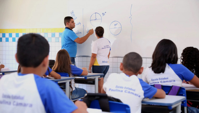 MEC oferece mais de 400 bolsas de R$ 1.050 para quem quer ser professor no Tocantins