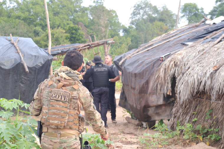 Fazenda e assentamento são alvos de operação por conflito de terras; 5 pessoas são presas