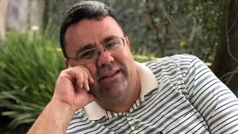 O que se sabe sobre a morte de Cris Freitas? Jornalista foi encontrado amordaçado