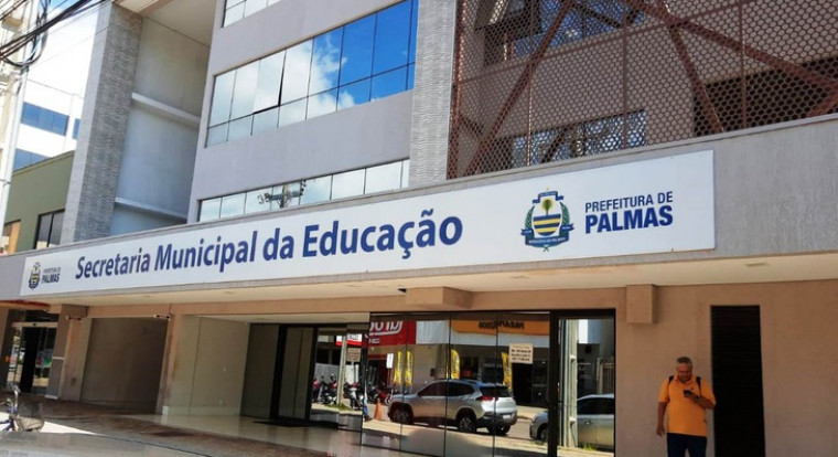 Professor com visão monocular ganha redução de 50% na carga horária sem perda salarial