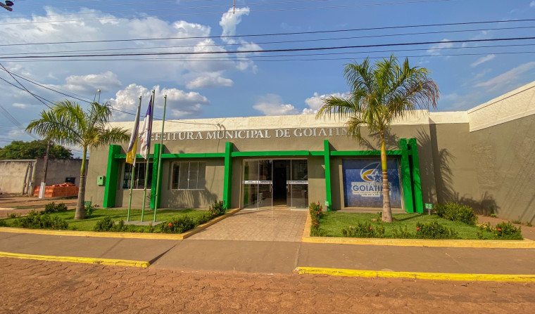 Prefeito tem 72h para pagar salários de servidores contratados em Goiatins, decide Justiça