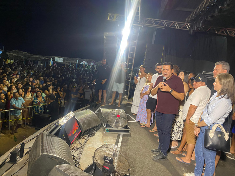 Marcus Marcelo visita líderes e prestigia encerramento da temporada de praia em Filadélfia