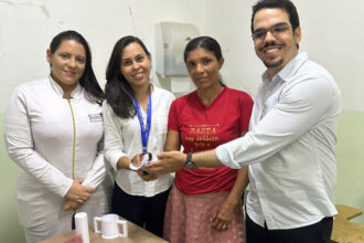 Órtese de mão é produzida em impressora 3D pela UFNT e beneficia paciente do HDT