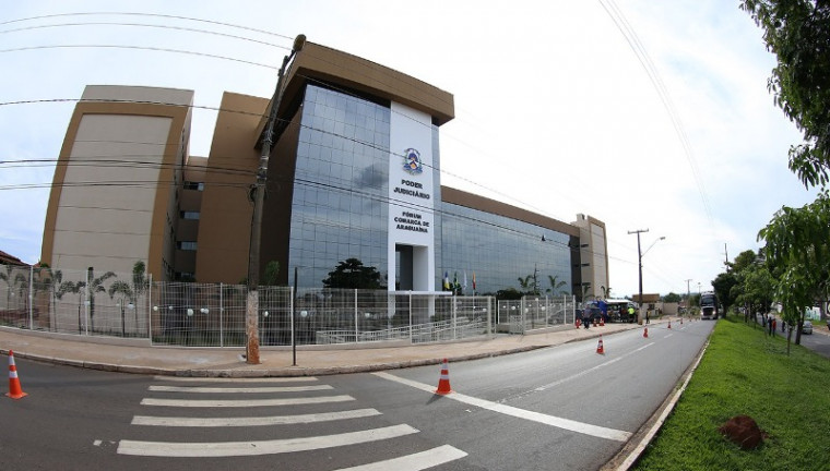 Justiça manda desocupar e demolir construções em área com 180 famílias em Araguaína