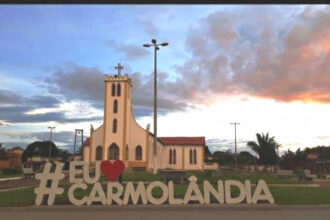Figueirópolis e Carmolândia recebem verbas para balneário e campo de futebol society