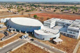 Governador Laurez faz 1º anúncio de obras e investimentos em cidade onde foi prefeito