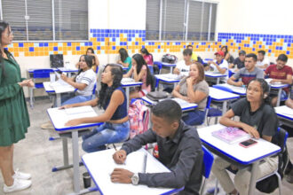 Prêmio de R$ 2 milhões para escolas e professores recebe inscrições até 13 de setembro