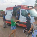 Criança de 3 anos é atropelada por moto pilotada por adolescente em alta velocidade