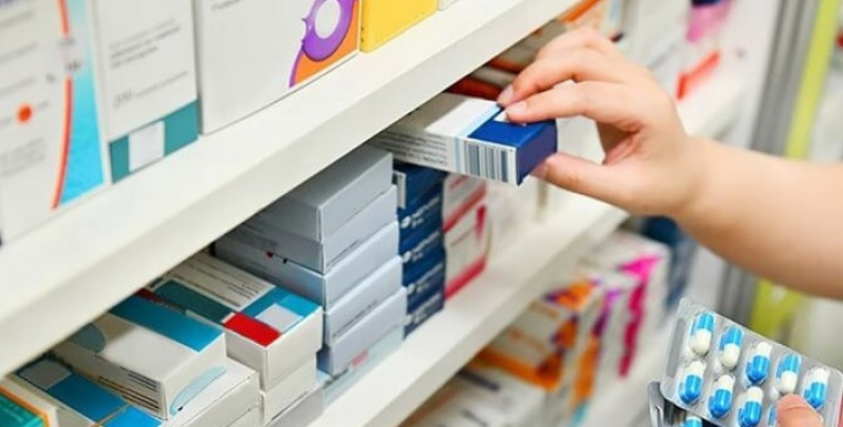 Venda de remédios em supermercados é aprovada pelo Senado; projeto vai à Câmara