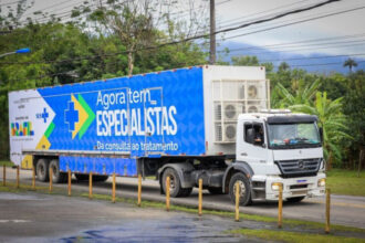 Carreta do Ministério da Saúde oferece consultas, exames e biópsias para mulheres no Tocantins