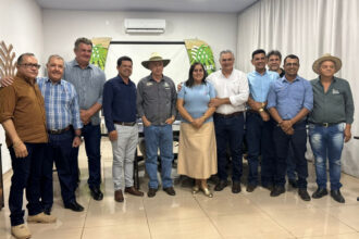 Paulo Carneiro é reeleito presidente da FAET e promete fortalecer independência do agro