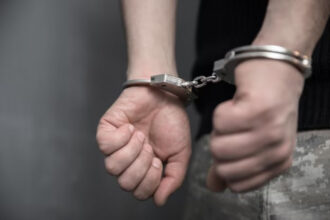 Ex-líder religioso condenado por estuprar adolescentes que frequentavam igreja é preso